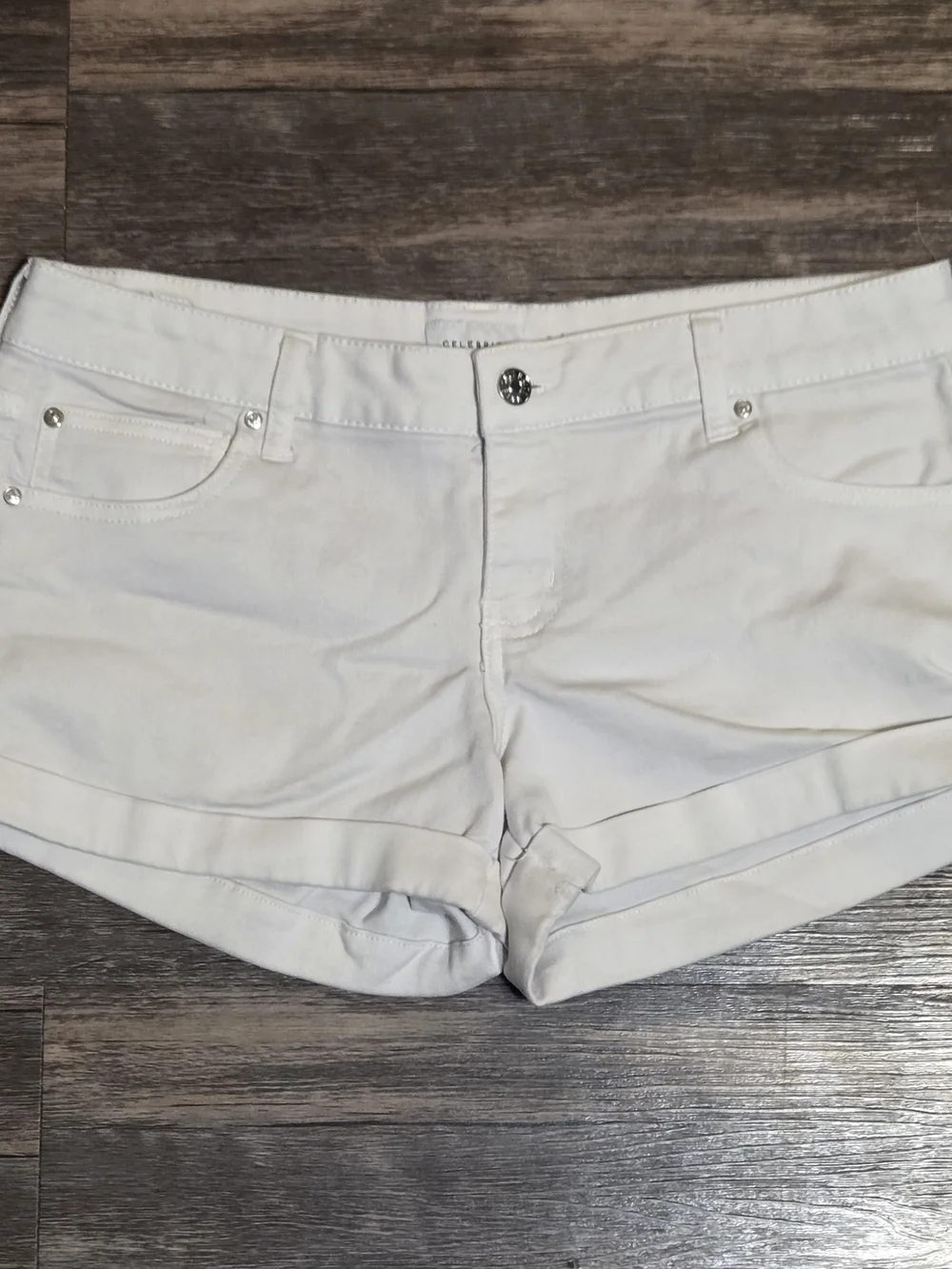 White Cuffed Denim Shorts Womens Juniors Size 11 / 30